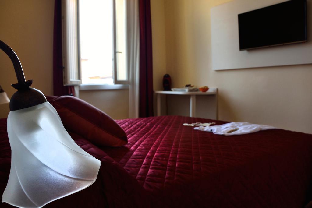 Boutique Hotel Casa Faccioli Bolonya Oda fotoğraf