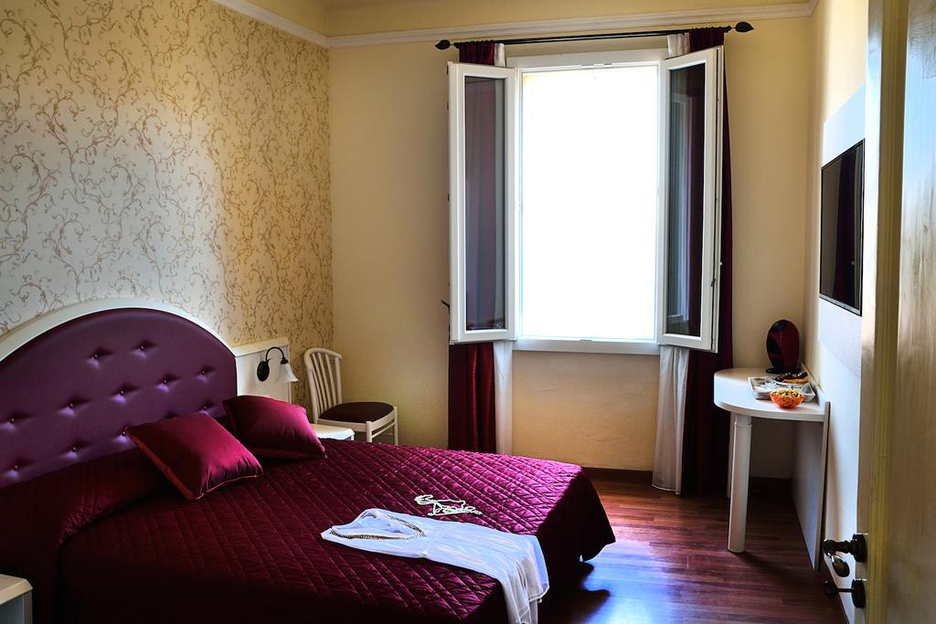 Boutique Hotel Casa Faccioli Bolonya Oda fotoğraf